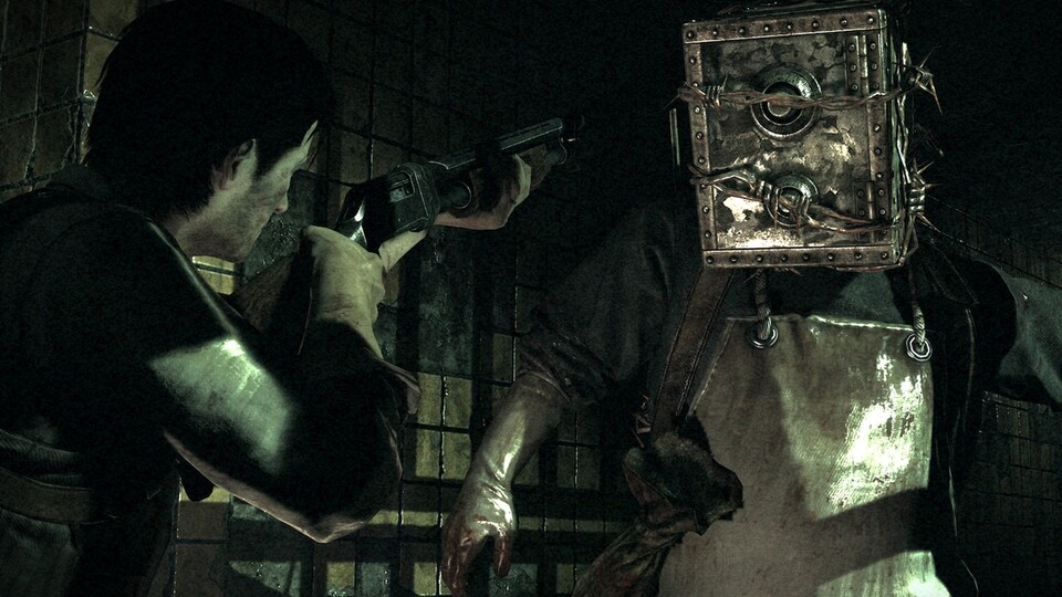 Der Keeper ist eine schöne Hommage an den Pyramid Head aus Silent Hill 2. Eine ähnliche Figur taucht auch in Silent Hill: Origins als Butcher auf.