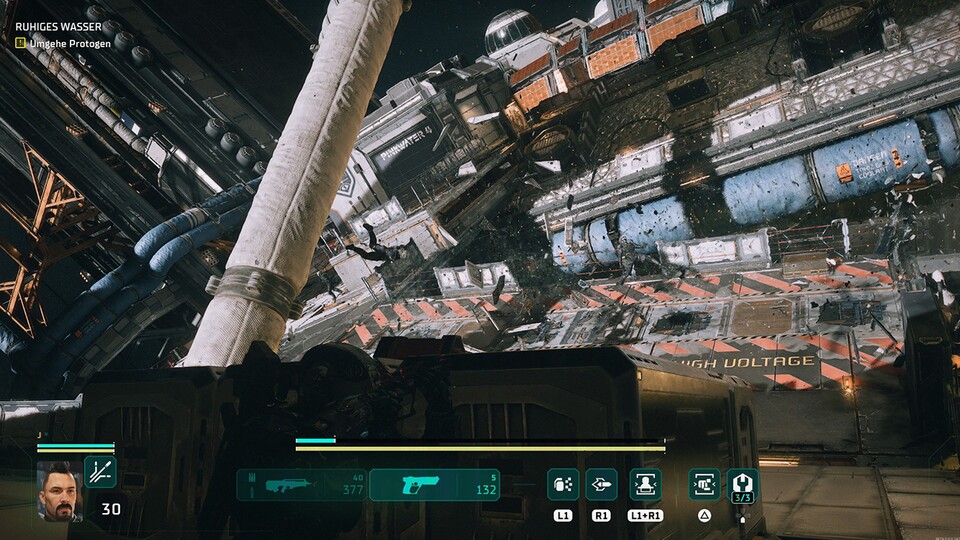 Wer auf Hochspannungsleitungen steht, ist selbst Schuld. Die jagt mein Zwilling auf Anweisung hoch und dann helfen den Feinden auch ihre Magnetstiefel nicht mehr.