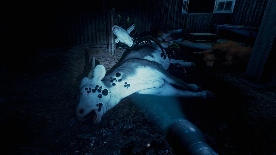 Auch vor Tieren machen die Aliens nicht halt.