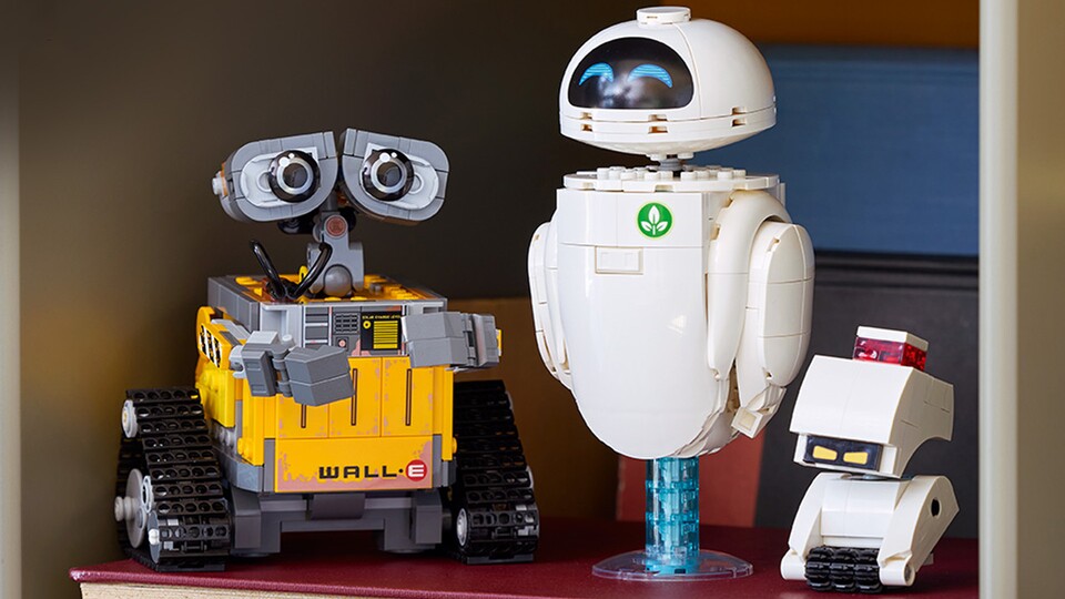 Mit den Figuren von Wall-E und EVE könnt ihr verschiedene, süße Szenen nachstellen.
