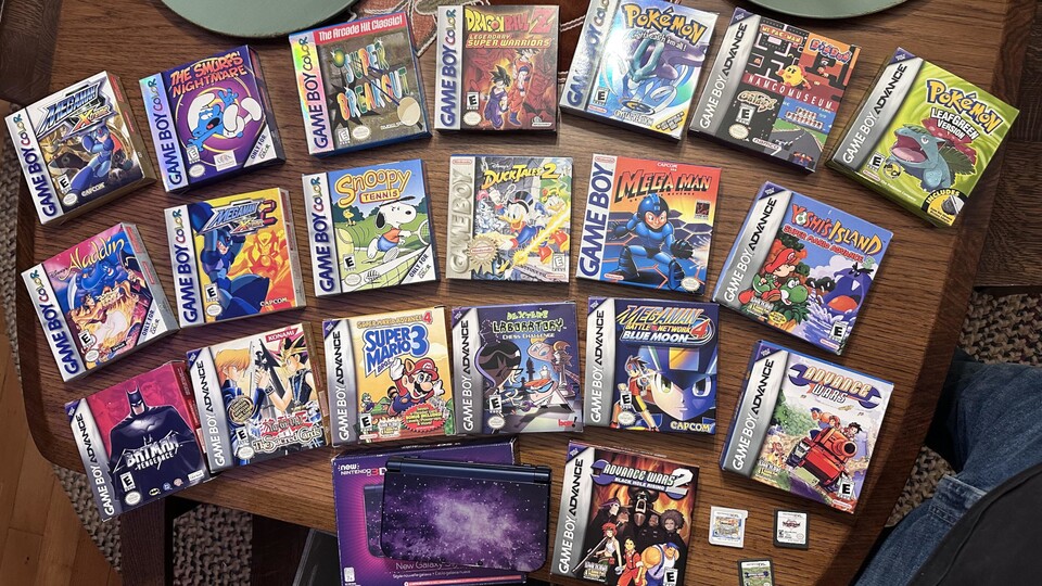 Was für ein Mega-Haul! Die Spiele kommen alle mit Verpackung in super Zustand (Bild: reddit.comuserPhedis).