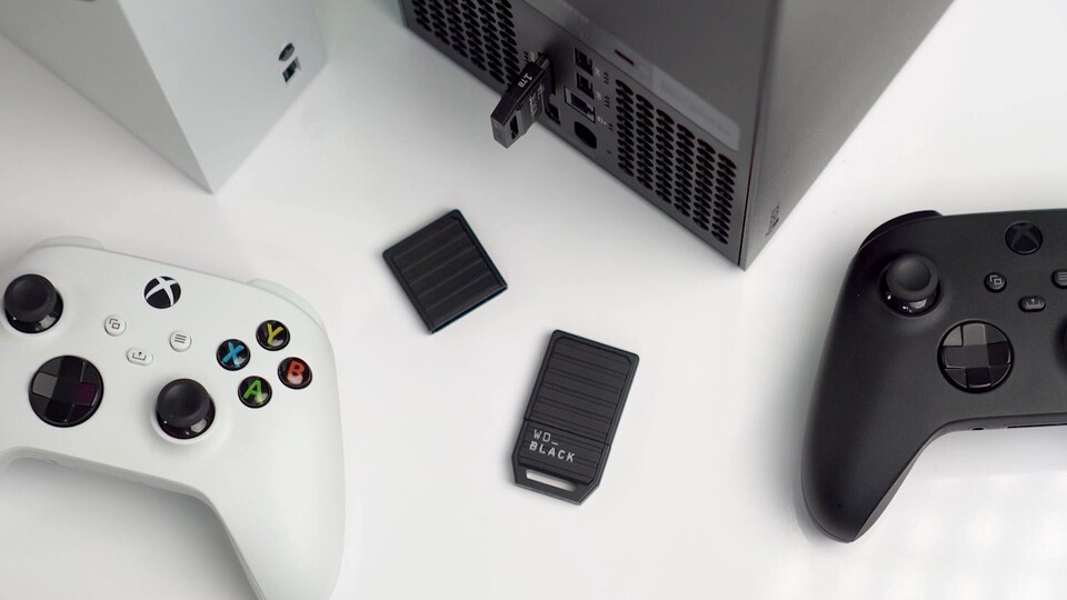 Die WD Black C50 lässt sich sowohl an die Xbox Series X als auch an die Xbox Series S sehr einfach anschließen.