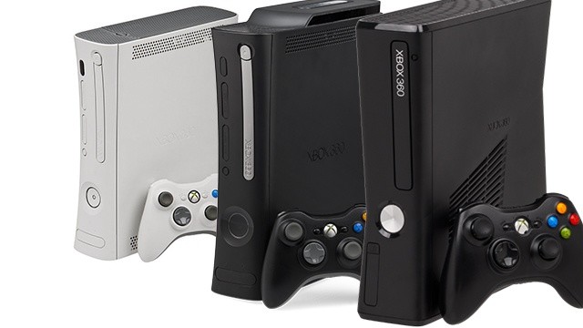 Xbox 360 im Wandel der Zeit: Xbox 360 Arcade, Elite und Slim (v.l.n.r.).