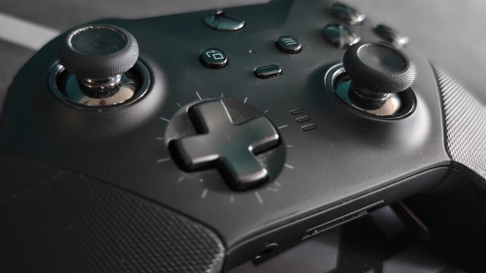 Auch nach hunderten Stunden im Einsatz sieht mein Xbox Elite Series 2 immer noch so taufrisch wie am ersten Tag aus!