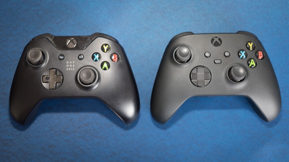 Launch-Controller: Xbox One (links) und Series X (rechts).