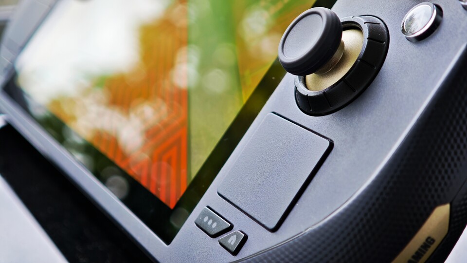 Das Zotac Zone ist ein kleiner Gaming-PC zum Mitnehmen und insgeheim die beste Alternative zum Steam Deck.