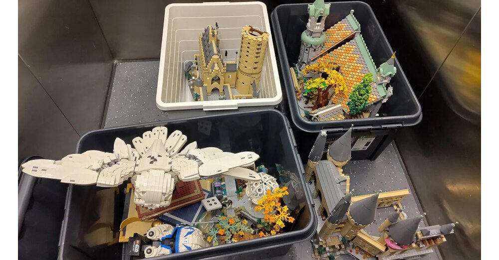 LEGO-Fan-kann-sich-das-Hobby-gerade-nicht-leisten-findet-Set-zum-verschenken-und-die-Besitzerin-dr-ckt-ihm-noch-3-weitere-in-die-Hand-zusammen-sind-sie-ber-1300-Euro-wert-Zittere-noch-immer-