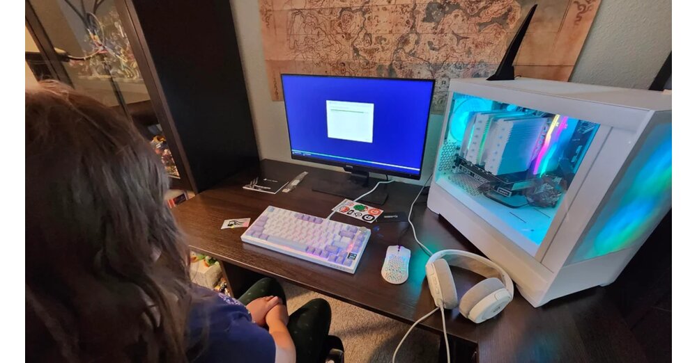 Papa-l-sst-seine-9-j-hrige-Tochter-ihren-eigenen-PC-bauen-die-macht-alles-selbst-und-bekommt-sogar-eine-Grafikkarte-von-Fans-geschenkt