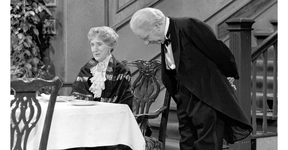 Wann-l-uft-Dinner-for-One-im-TV-Das-sind-die-Sendertermine-des-Klassikers-an-Silvester-2025