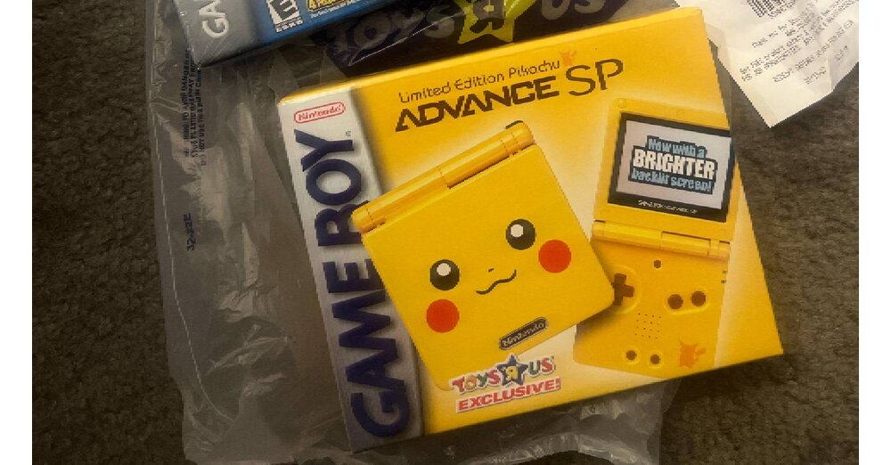 Trouver des parents de joueurs de GBA SP original emballé dans une conception Pikachu dans le Rumpelkammer-à cette fois où ils ont payé 80 $, aujourd'hui, la pièce est de plusieurs milliers