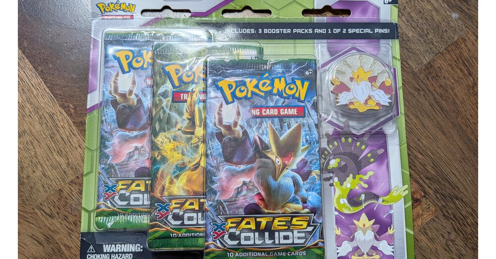 Pok-mon-TCG-Fan-findet-beim-Umzug-von-Tante-und-Onkel-ein-vor-10-Jahren-verlegtes-Geschenk-wieder