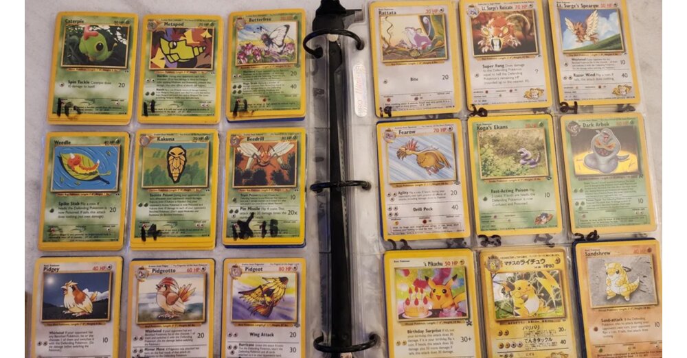 -W-rde-mein-15-j-hriges-Ich-jetzt-umarmen-Pok-mon-TCG-Fan-findet-alten-Sammelkartenschatz-aus-der-Teenagerzeit-wieder-und-freut-sich-dass-er-damals-so-ordentlich-war