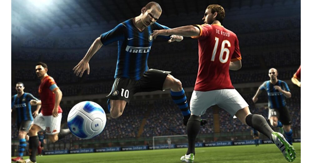 Pro Evolution Soccer 2012-與更好的守門員發表的補丁