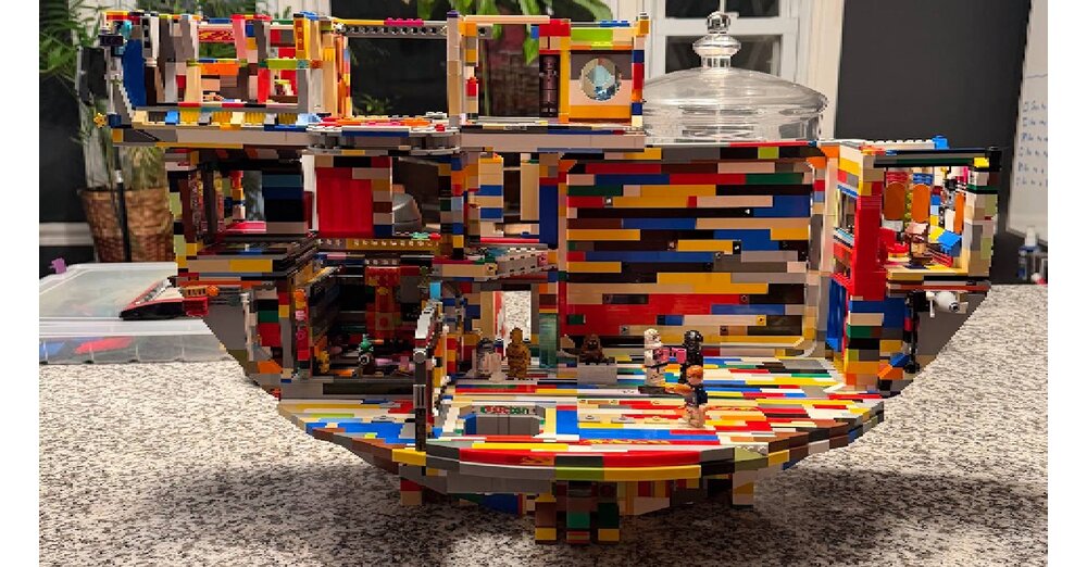 -Das-f-hlt-sich-illegal-an-LEGO-Fan-baut-1000-Euro-teuren-Todesstern-nach-indem-er-all-seine-losen-Steine-benutzt