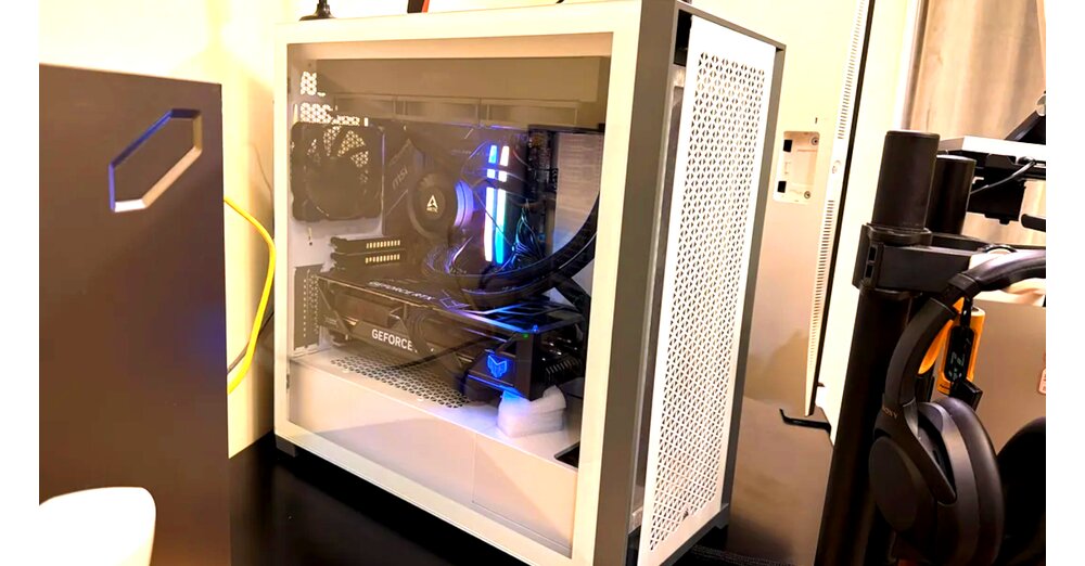 Spieler-f-hrt-f-r-Mega-Schn-ppchen-eine-Stunde-durch-den-Sturm-und-f-ngt-sich-sogar-einen-Riss-in-der-Windschutzscheibe-ein-hat-jetzt-aber-einen-Gaming-PC-zum-Top-Preis