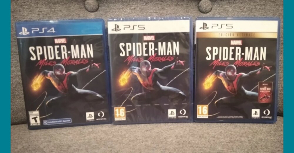 Oh non, père veut bien dire et donne trois fois à son fils le même jeu Spider-Man PlayStation parce qu'il pense que c'est une trilogie