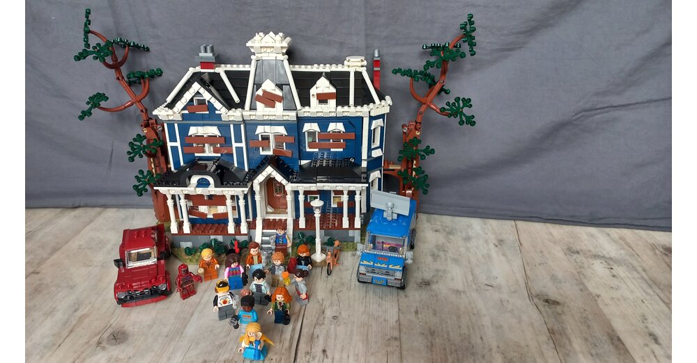 LEGO-Creel-House-Wir-haben-das-Stranger-Things-Set-aufgebaut-und-stellen-es-euch-im-Video-vor