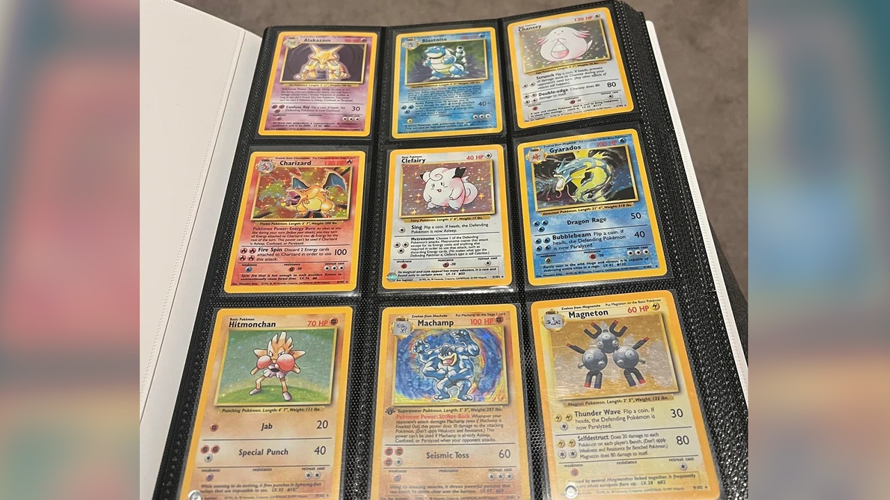 Vater versteckte seine Pokémon TCG-Sammlung 30 Jahre vor seiner Frau, weil sie die Karten der Kinder wegwarf - jetzt vervollständigt der Sohn endlich seine Sets