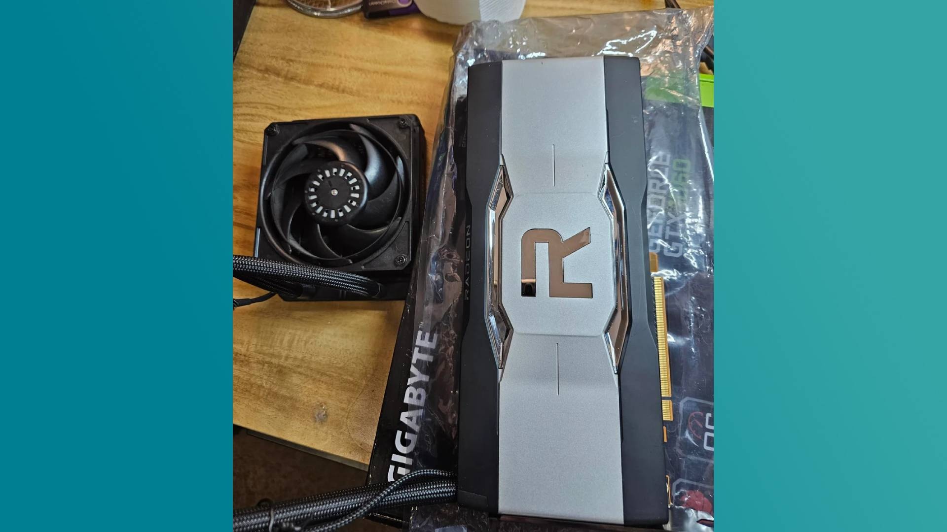 PC-Glückspilz kauft "kaputte" RX 6900 XT - als er sie auspackt, entpuppt sie sich als extrem seltene Entwickler-Version