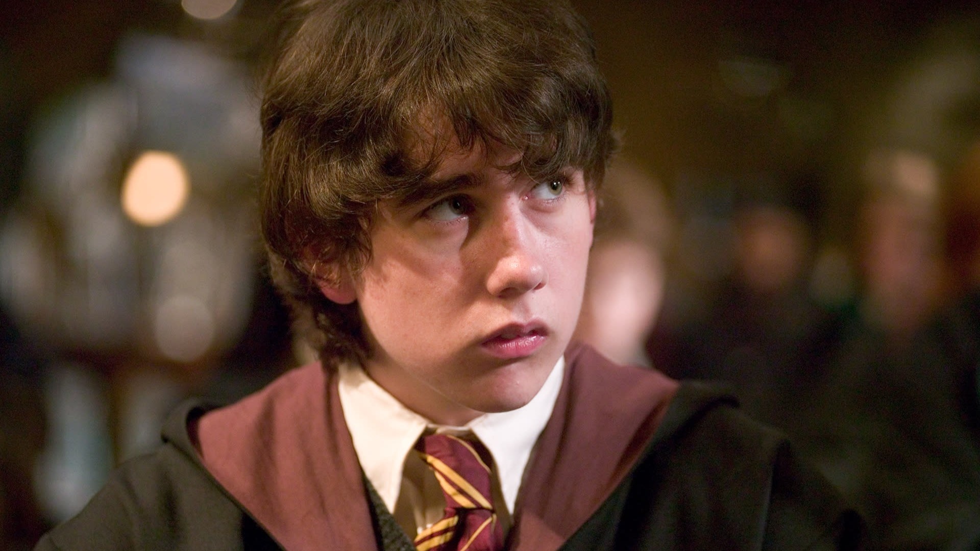 Harry Potter: Neville-Darsteller Matthew Lewis hat sich damals für seine Fake-Zähne am Set geschämt - später hat er sie sogar als Andenken mitgenommen