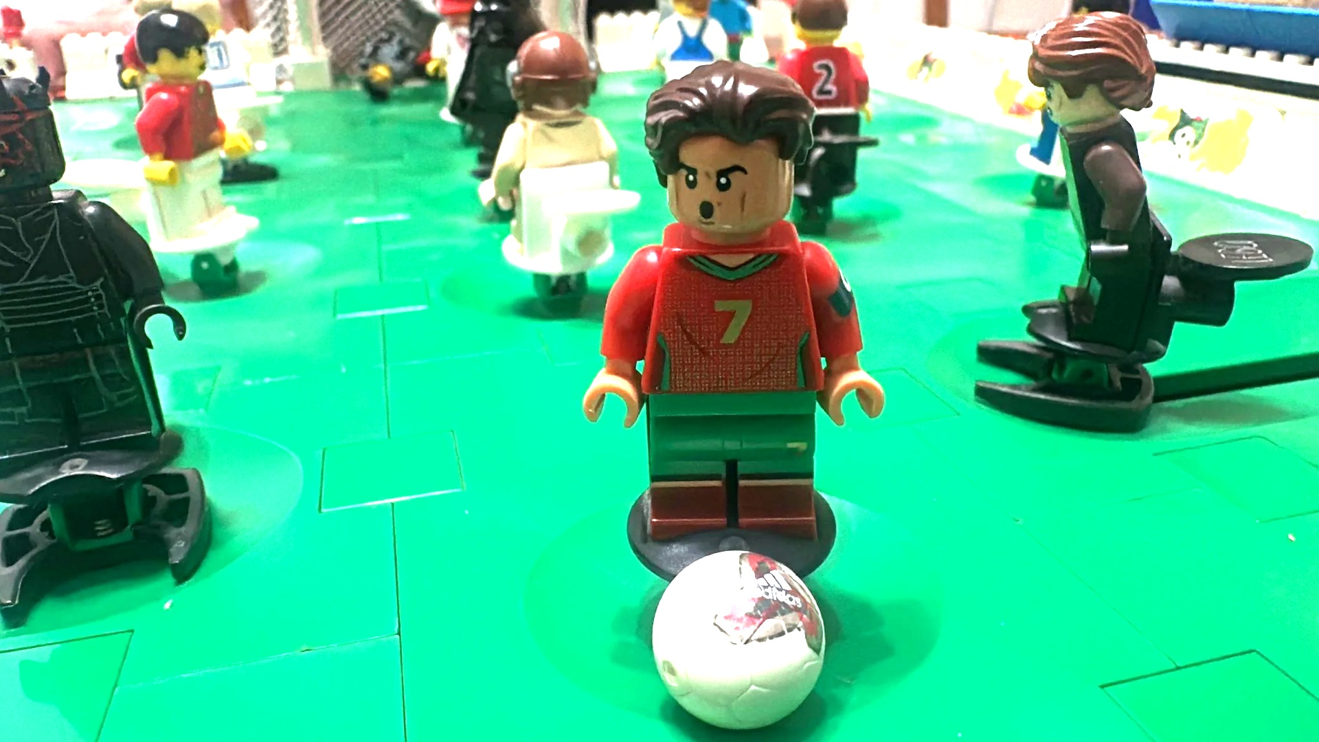 LEGO-Fans wünschen sich zur WM ein 26 Jahre altes Set zurück, mit dem ihr die Matches sogar nachspielen könnt