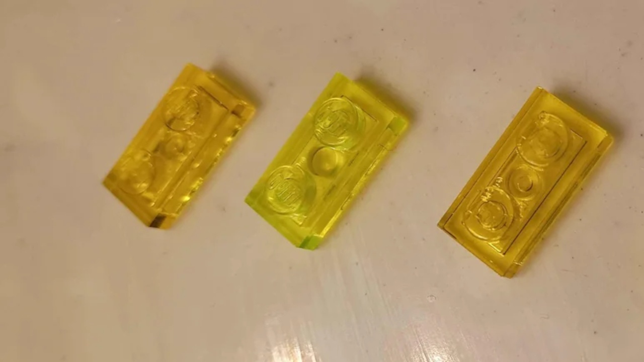 LEGO-Fans können manche Steine farblich kaum auseinander halten, aber dieser Baumeister hat einen genialen Trick dafür gefunden