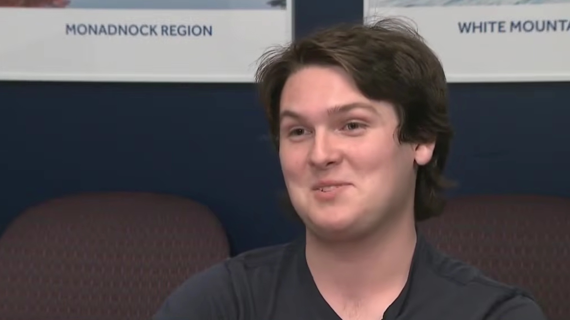 Teenager wird zum Millionär, weil er ein Spiel als Gag entwickelt - vom schnellen Reichtum sind ihm aber nur noch 2000 Dollar geblieben