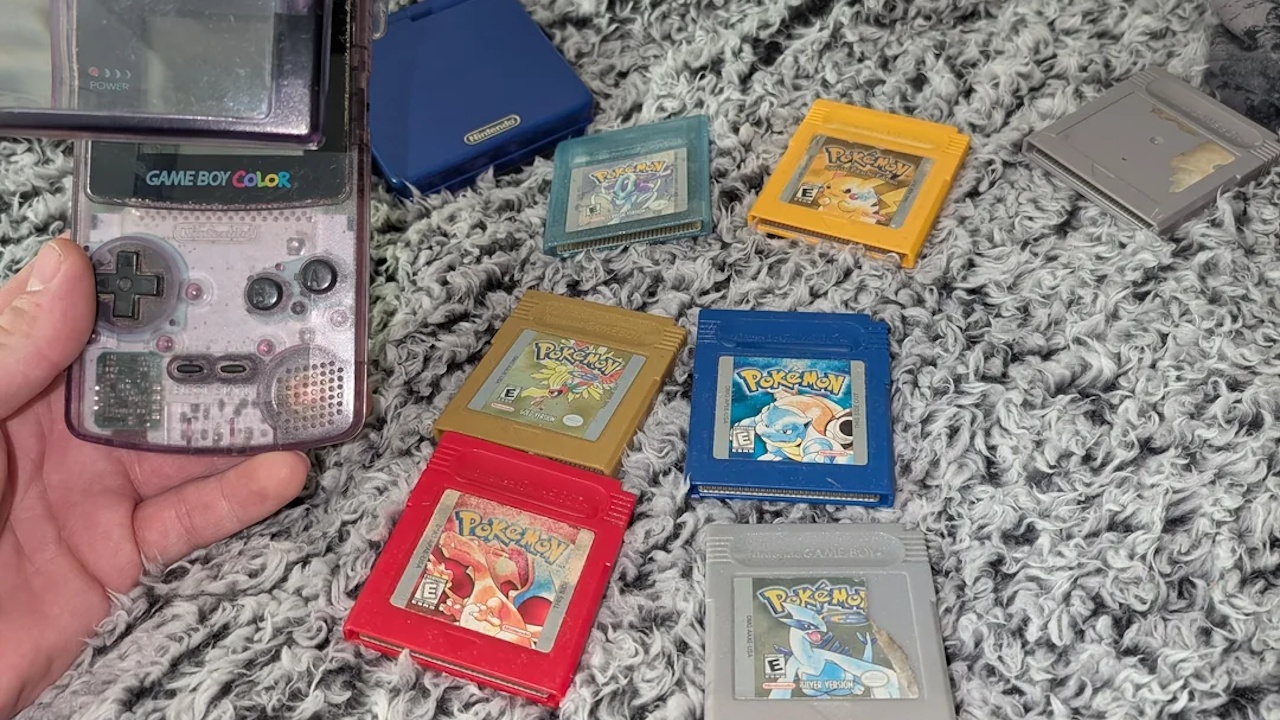 Game Boy-Spieler findet im Keller seiner Eltern etliche Pokémon-Spiele, nach denen sich Sammler heute die Finger lecken