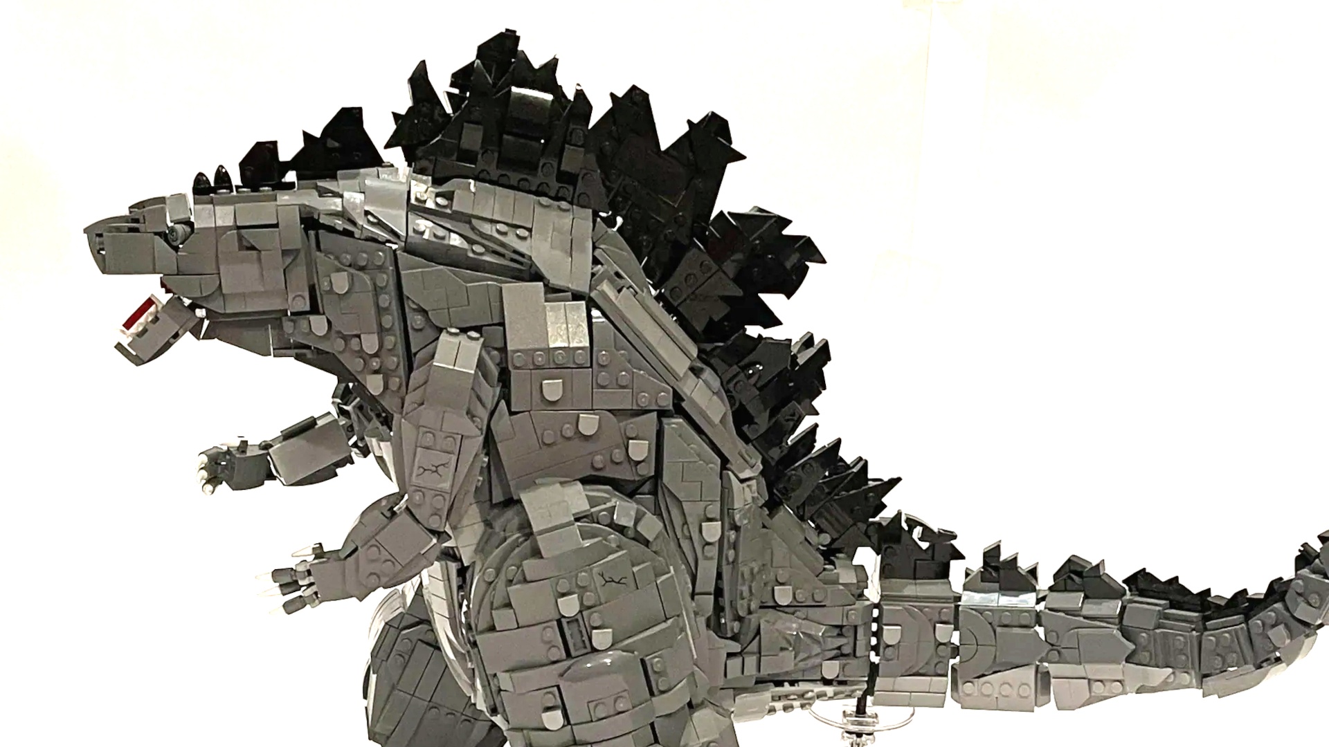 Noch dieses Jahr stampft Godzilla als LEGO-Set in eure Wohnung und wird wohl das größte Ideas-Set aller Zeiten