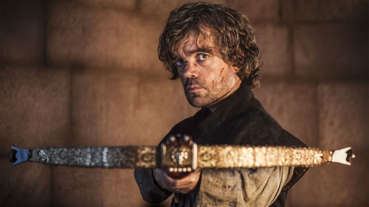 In Game of Thrones: Winds of Winter stirbt wohl mindestens eine weitere beliebte Hauptfigur - GRR teast Ende an, das im Gegensatz zur Serie alles andere als "happy" wird