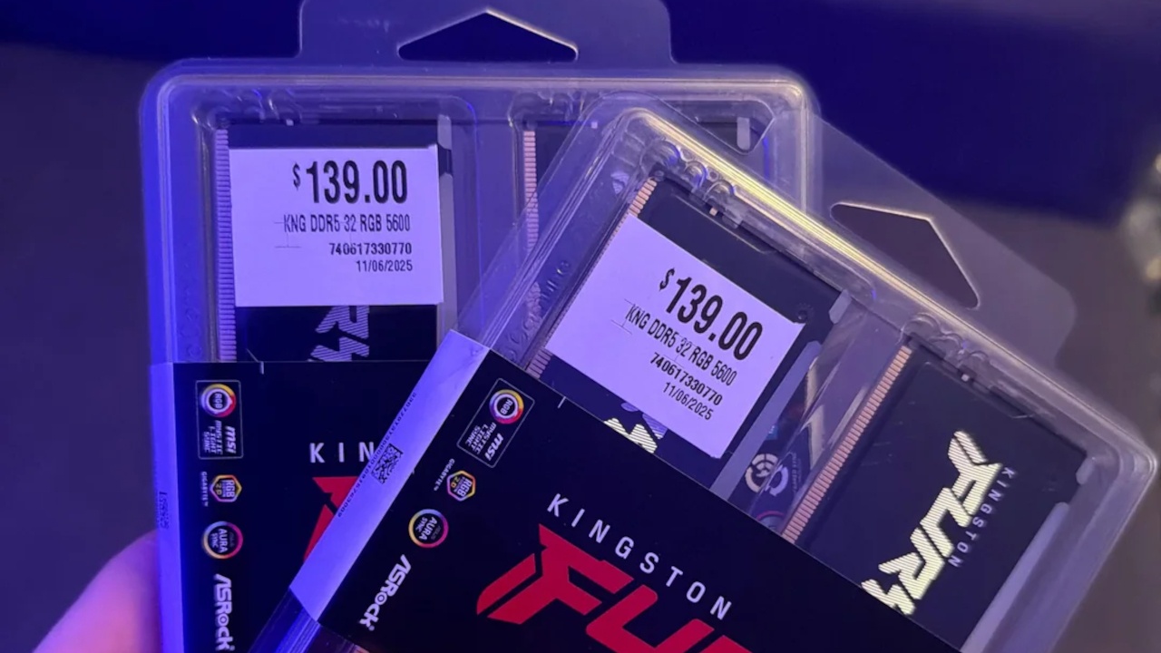"Walmart hat vergessen, den Preis zu aktualisieren" - PC-Glückspilz kauft 32 GB RAM im Supermarkt für 120 Euro, wird aktuell für 414 angeboten